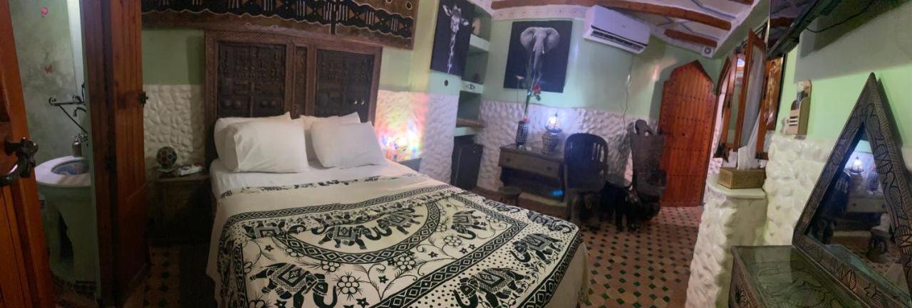 Riad Azurite เชฟชาอูน ภายนอก รูปภาพ