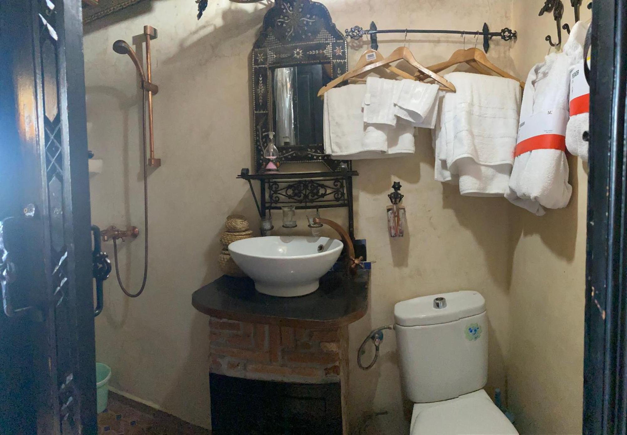 Riad Azurite เชฟชาอูน ภายนอก รูปภาพ